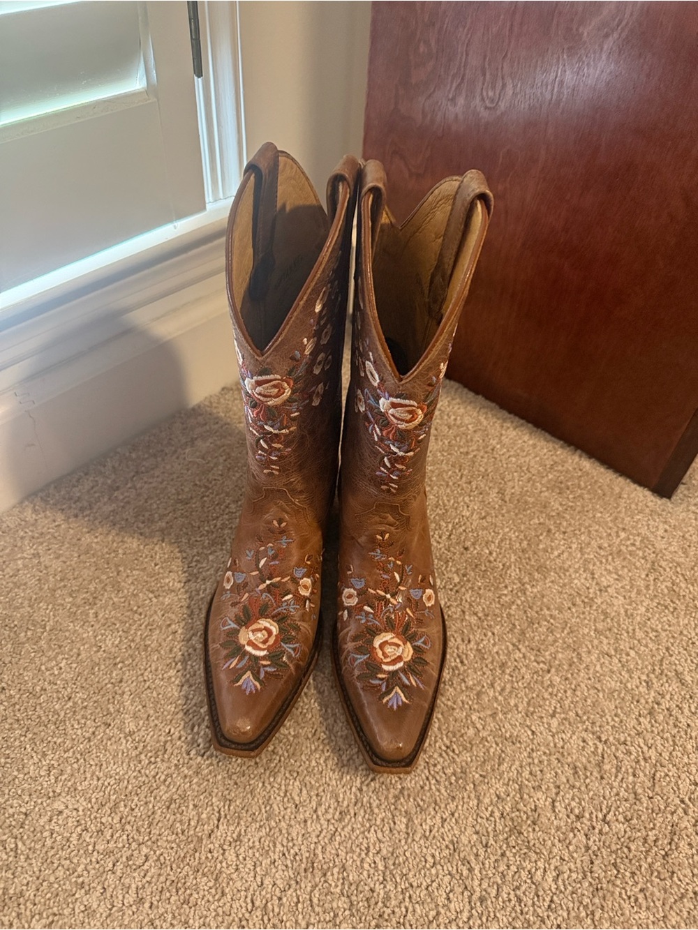 Shyanne Brown Embroidered Floral Western Heeled Boots - Picture 2 of 2